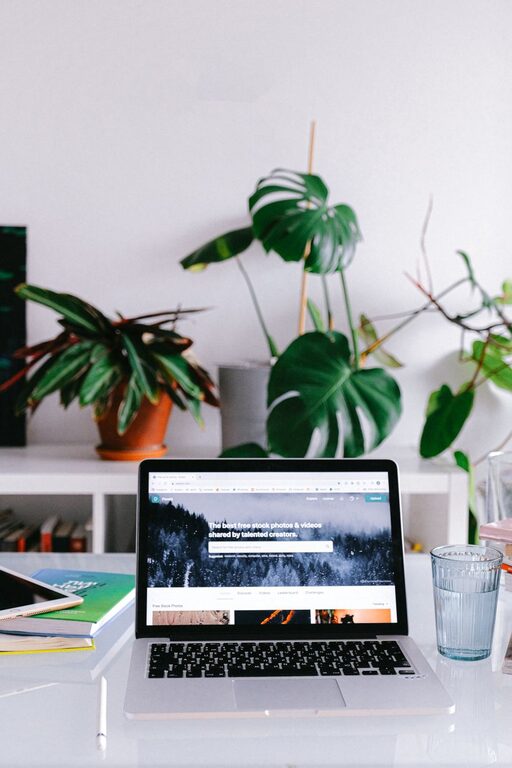 How to Create a Productive and Comfortable Home Office Space